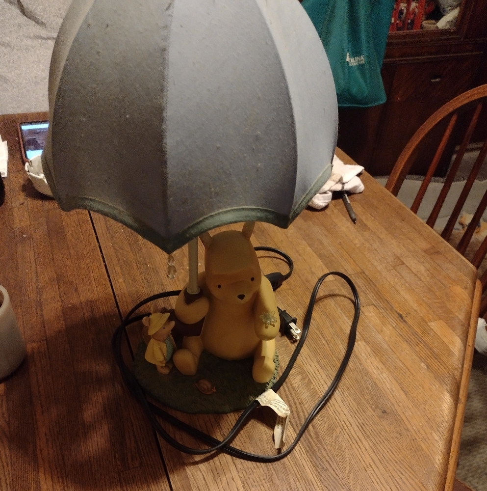 Winne and pigglet lamp